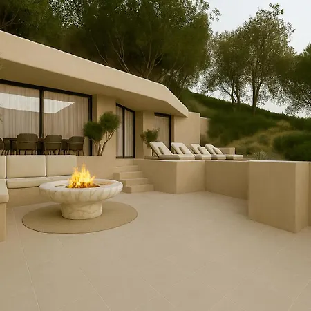 Nomade * アギオス・イオアニス・ペリステリオン